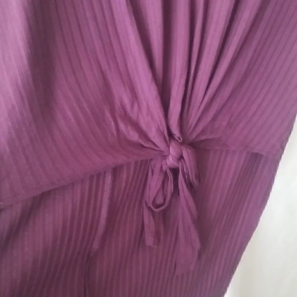Women’s Waffle Knit Tunic Blouse Plum color Sz Small.. - Picture 5 of 7
